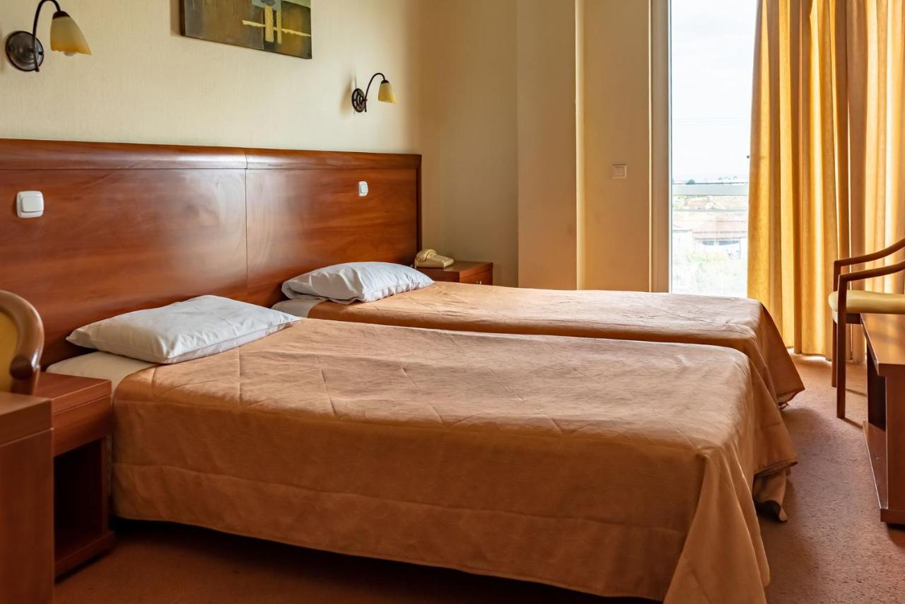 Telis Hotel Aígion Luaran gambar
