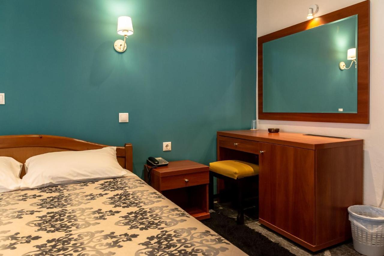 Telis Hotel Aígion Luaran gambar